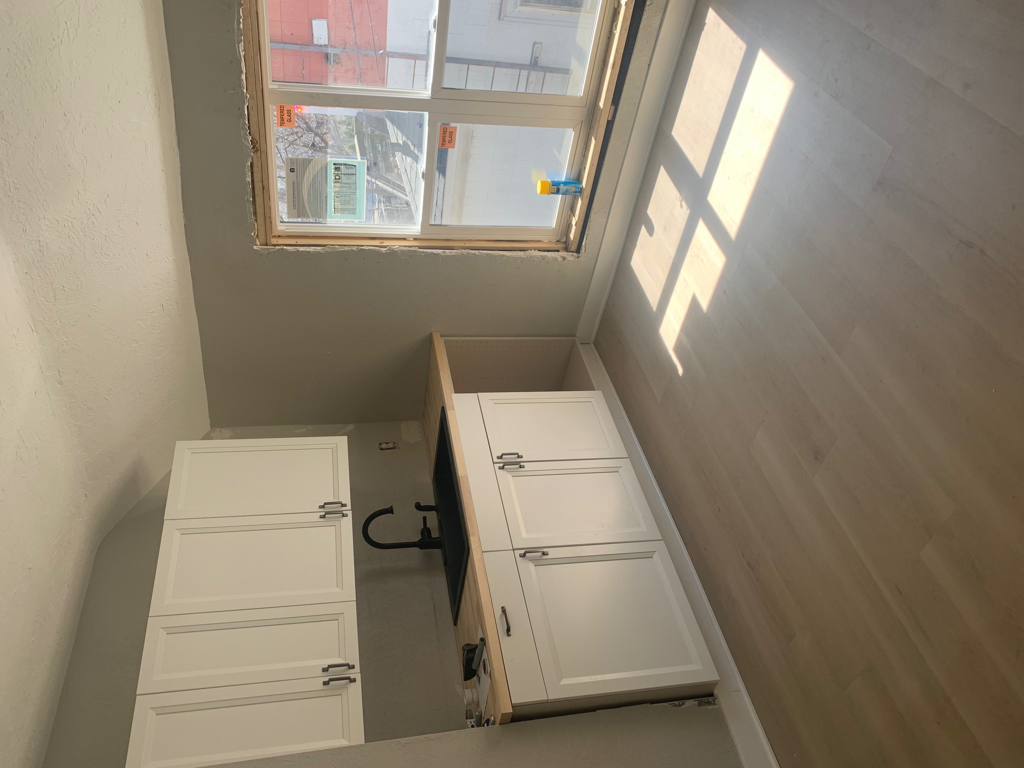 1086 16 upper kitchen.jpg