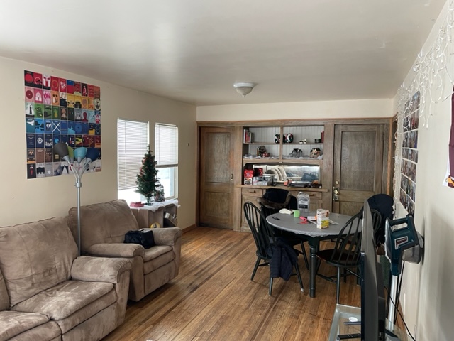 1104 23 living room view.jpg