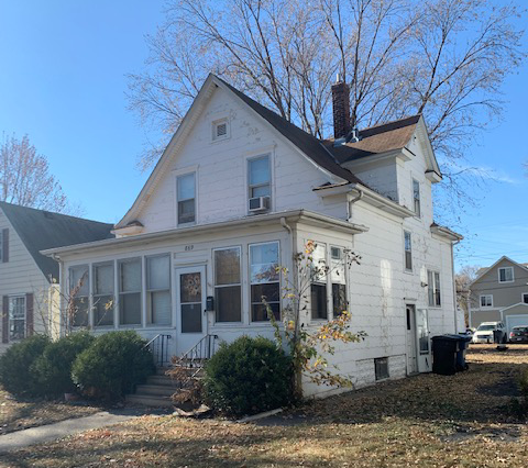 869-19th-Avenue-SE-Exterior.png