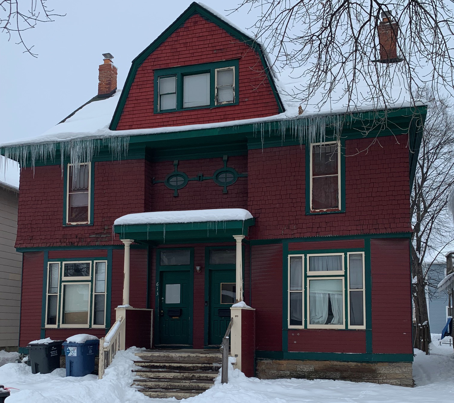 613-12th-Avenue-SE-Exterior.png